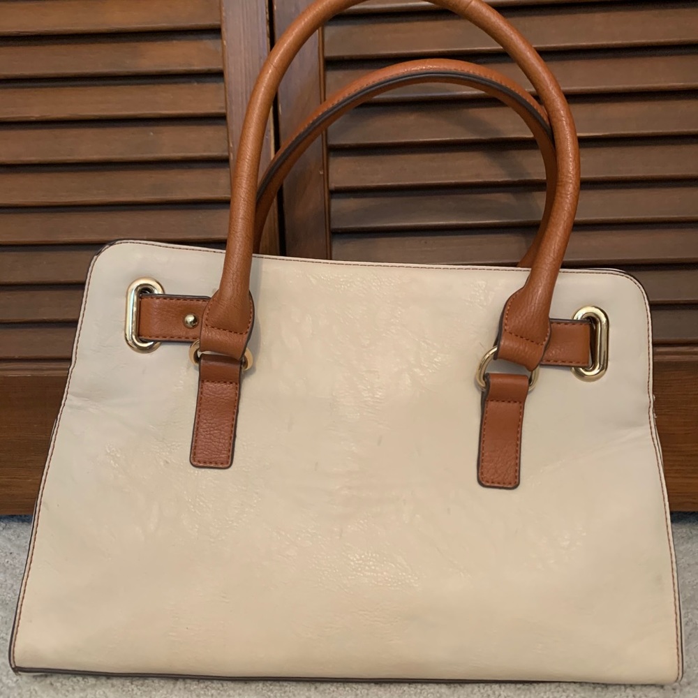 Handbag - Picture 2 of 3